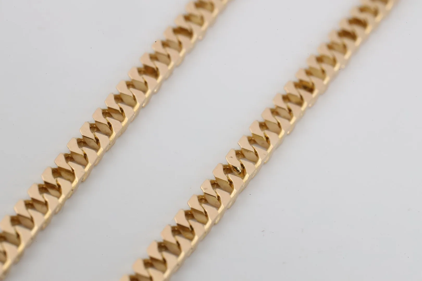 18.5" 14k Yellow Gold Cuban Chain Necklace (12.61g.)