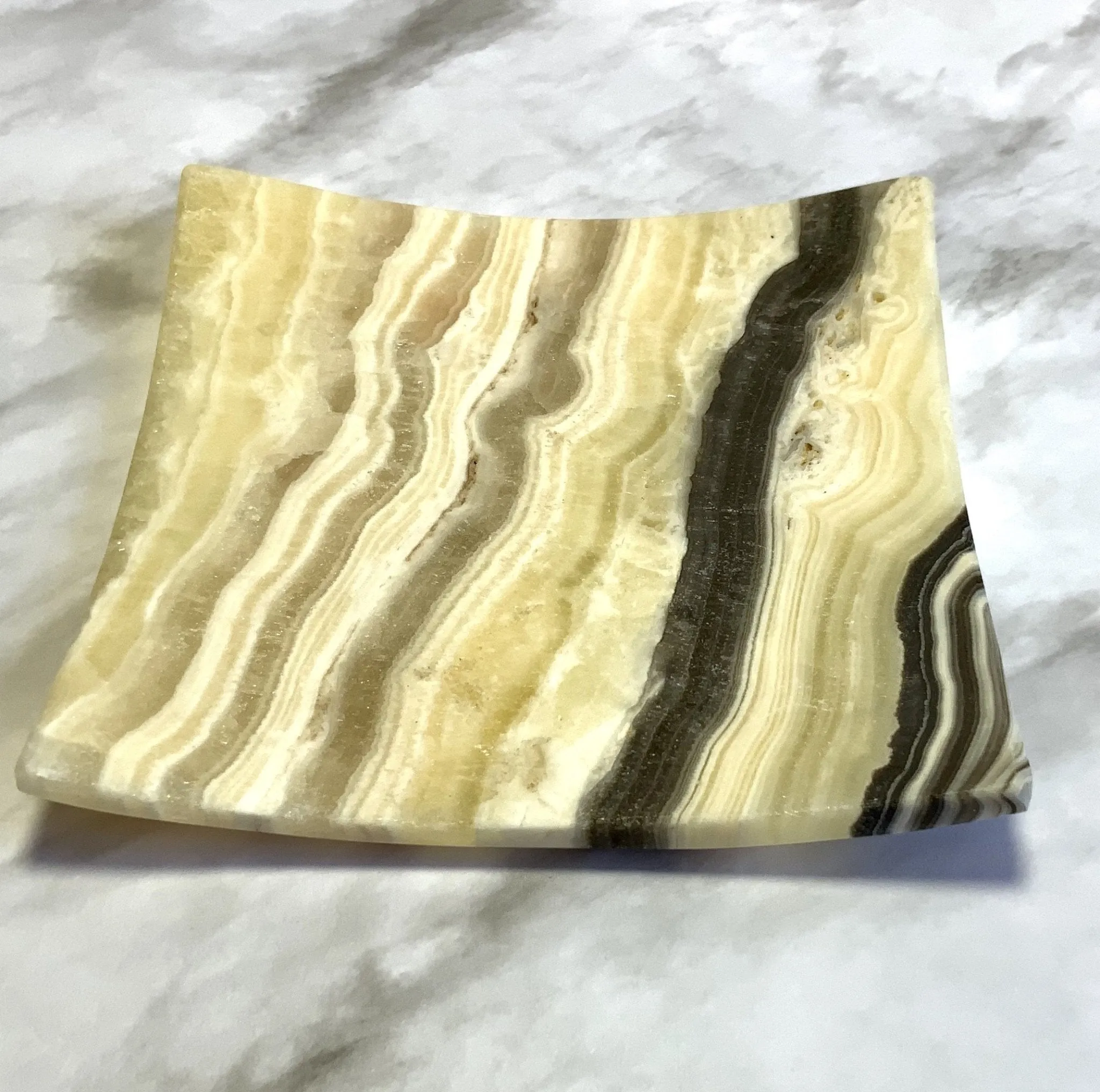 Beach Waves Onyx Plate