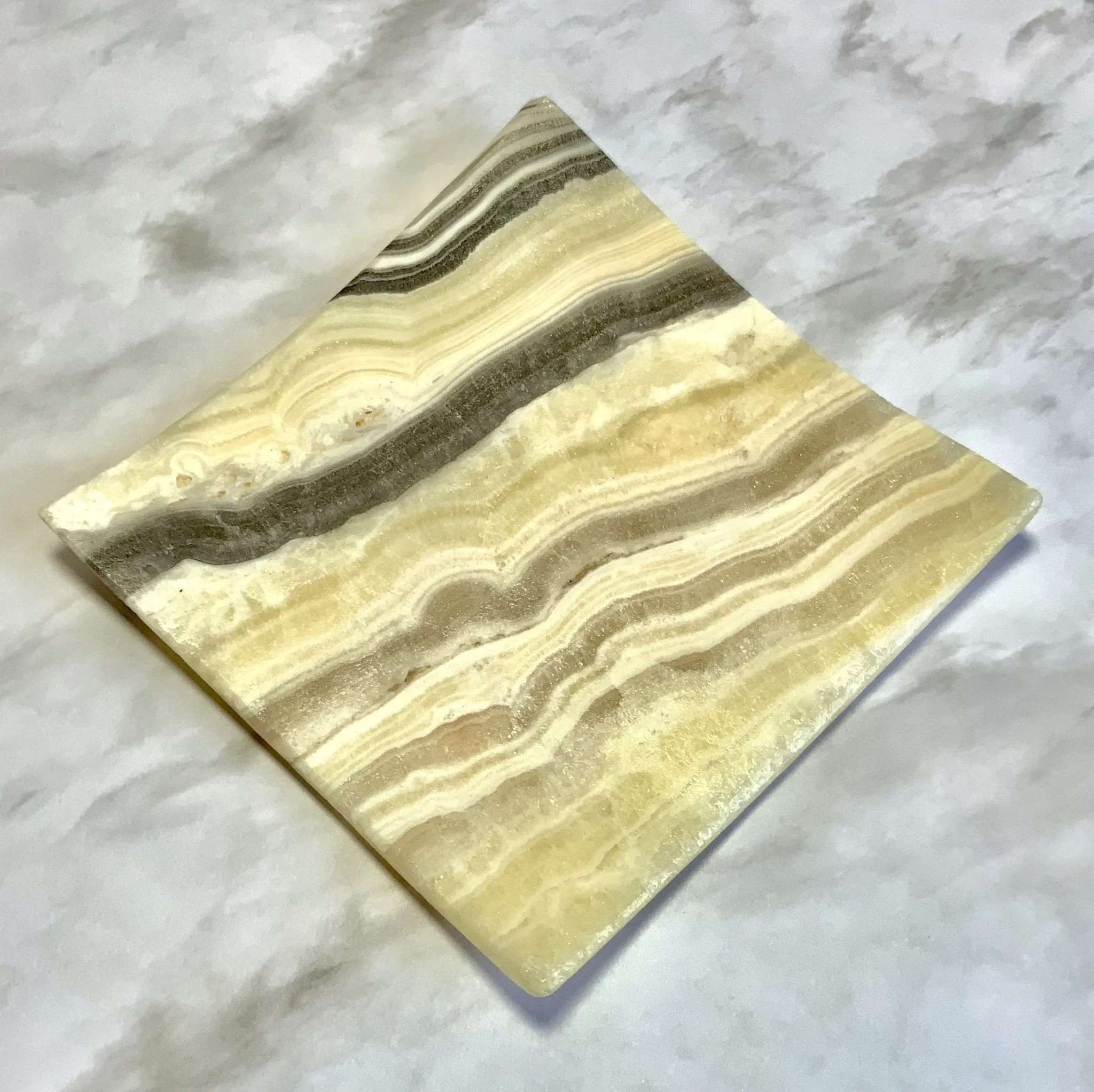 Beach Waves Onyx Plate