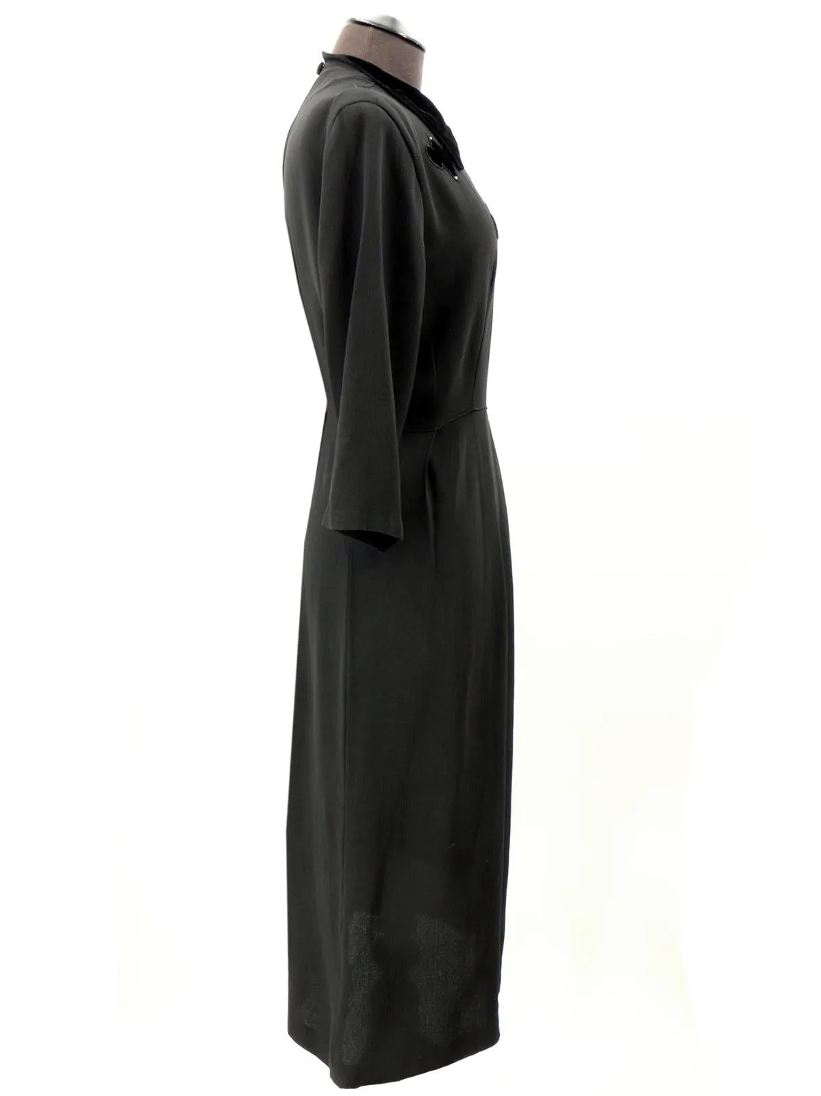 Black Crepe & Velvet 1940s Vintage Dress