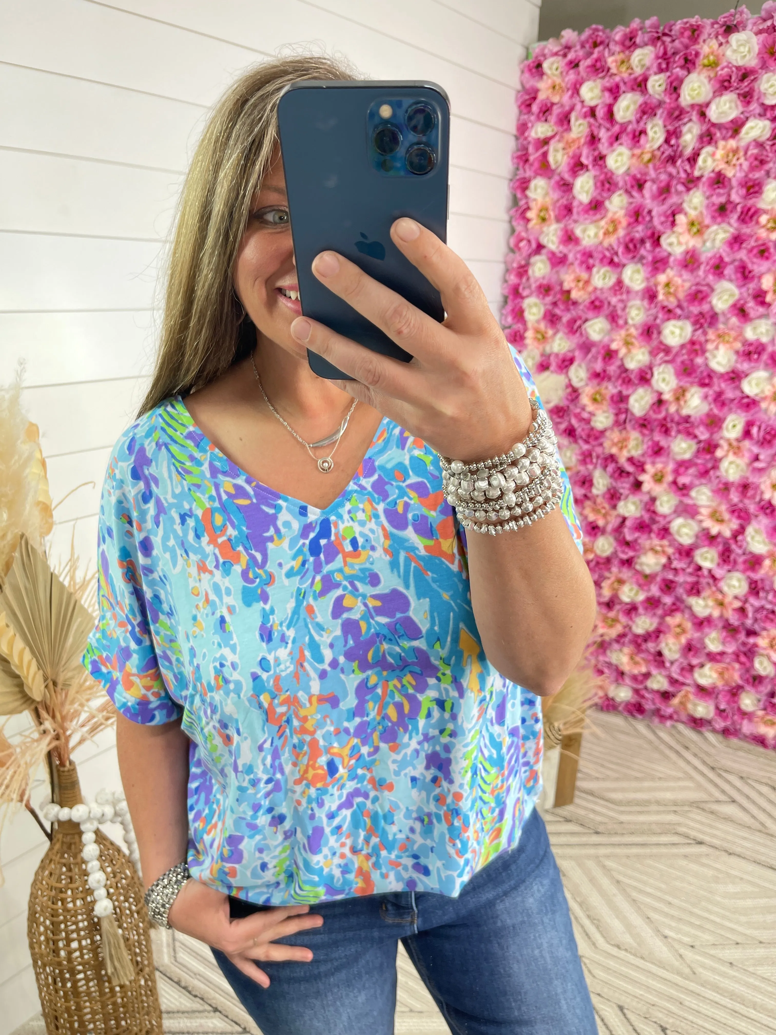 BLUE LOOSE FIT PAINTED FLORAL V NECK