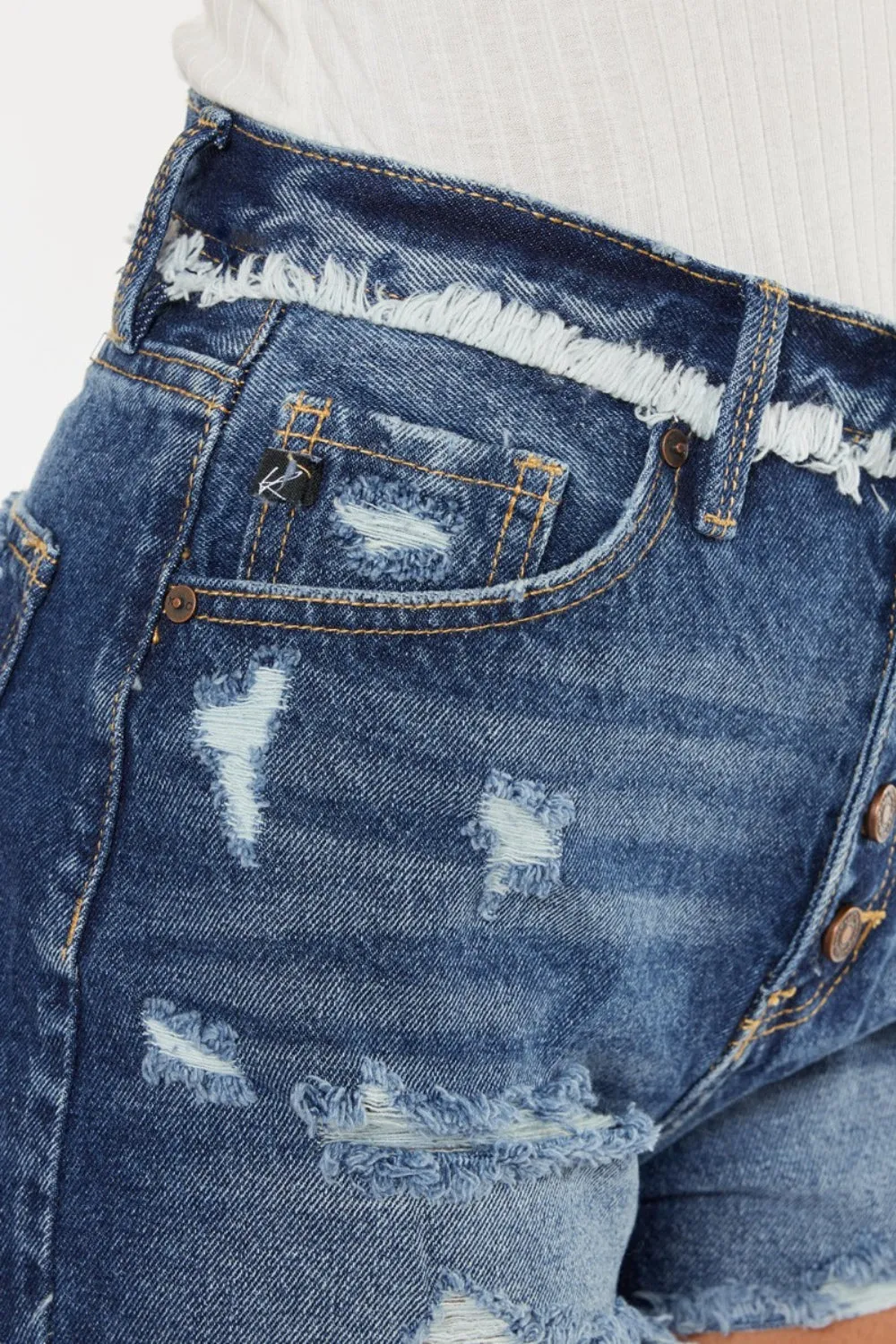 Kancan – Distressed-Jeansshorts mit Knopfleiste