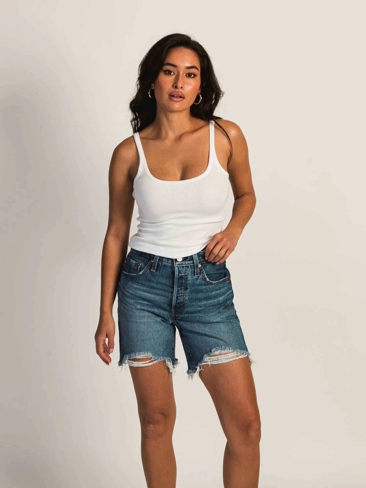 LEVIS 501 MID THIGH SHORT