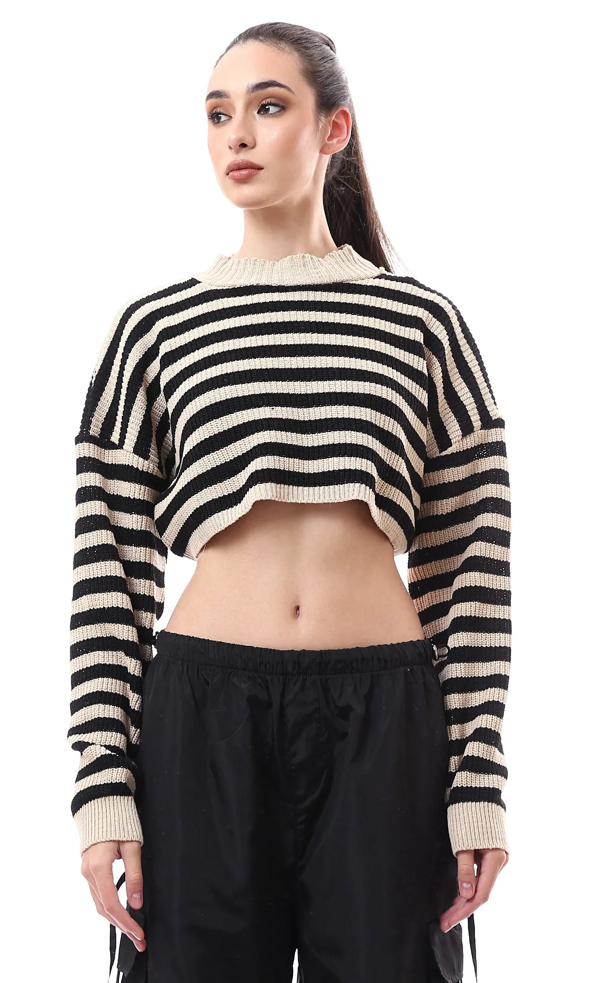 O172580 Beige & Black Stripes Knitted Cropped Pullover