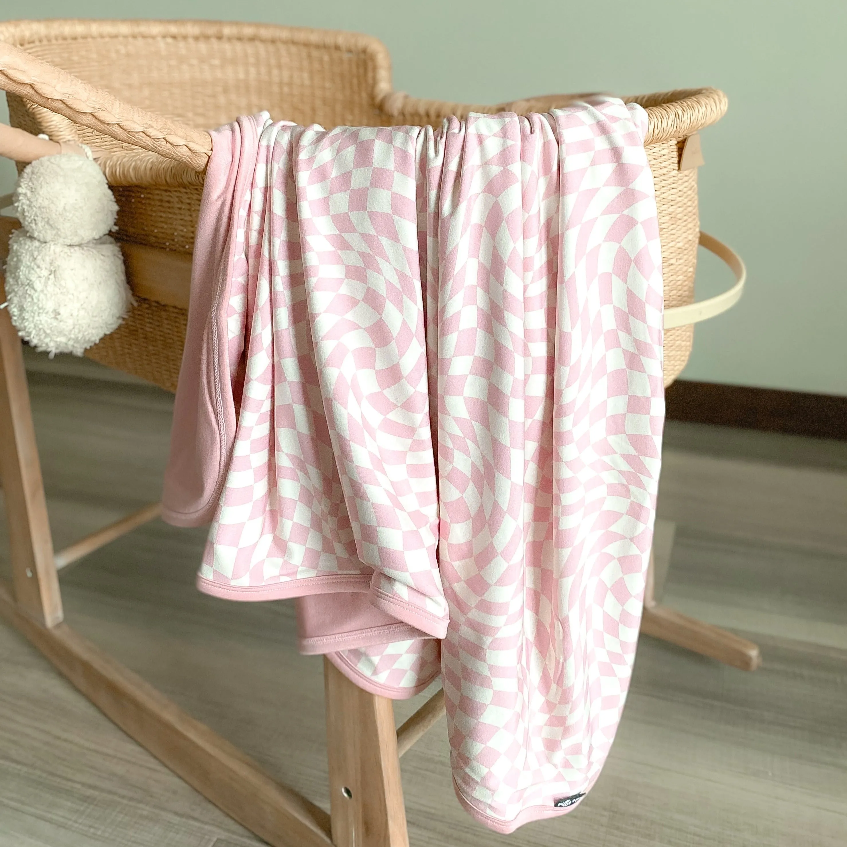 OVERSIZED COZY BLANKET- Pink Dizzy Check