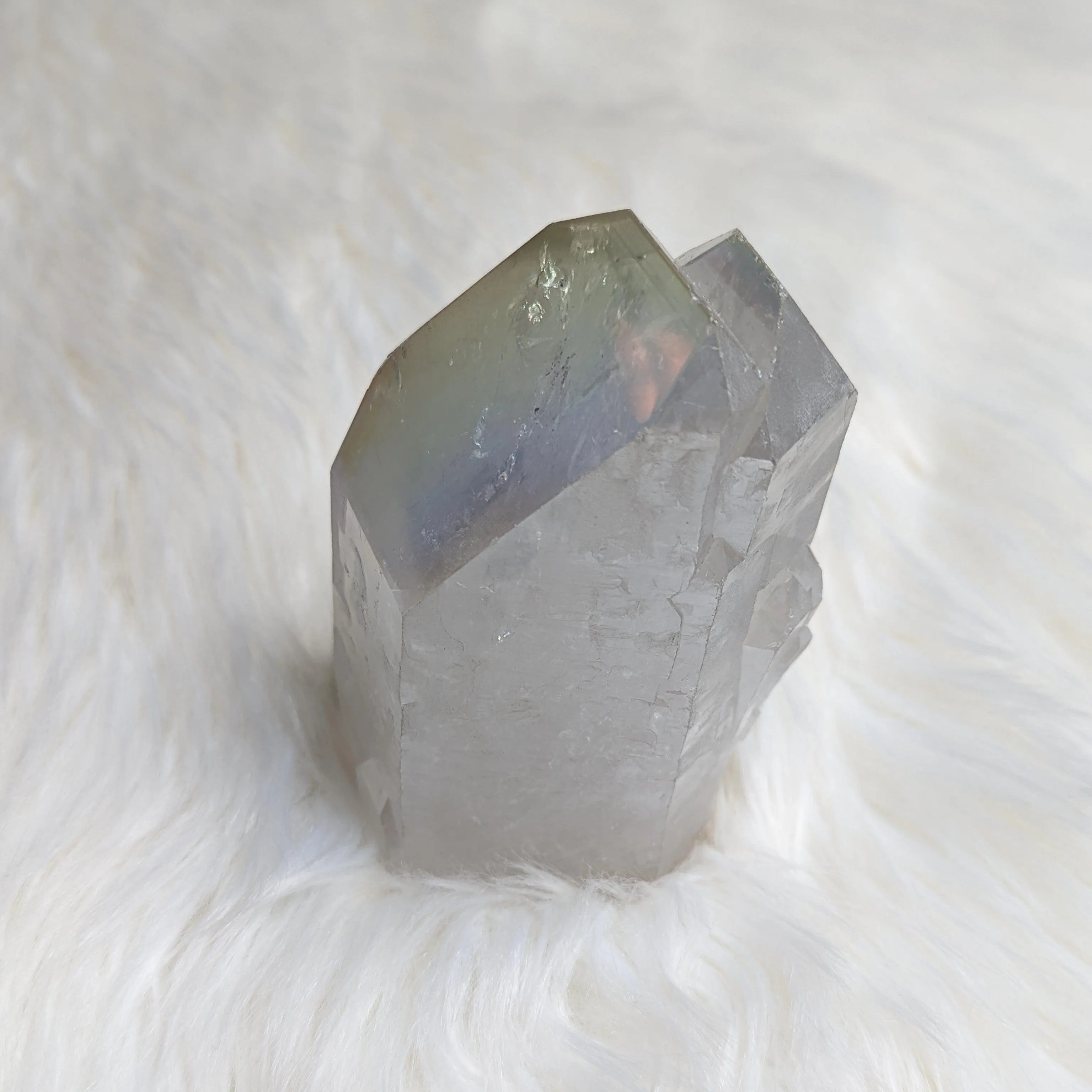 Unicorn Energy ~Pastel Rainbow Glow ANGEL AURA QUARTZ Point