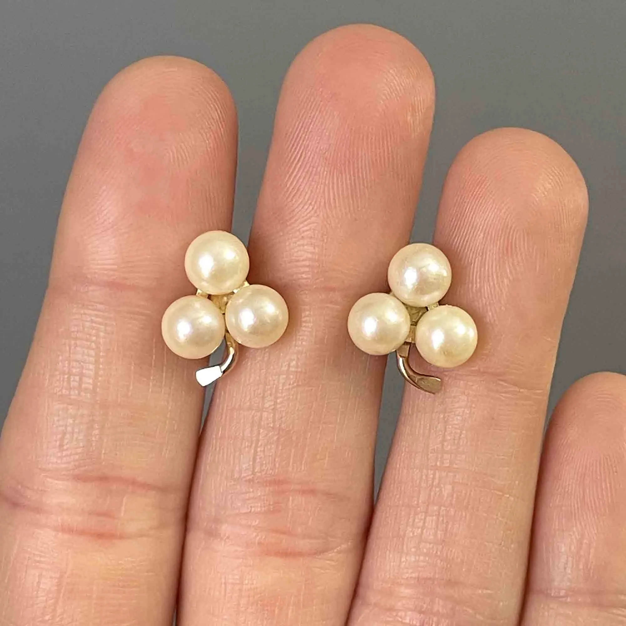 Vintage 14K Gold Pearl Clover Stud Earrings