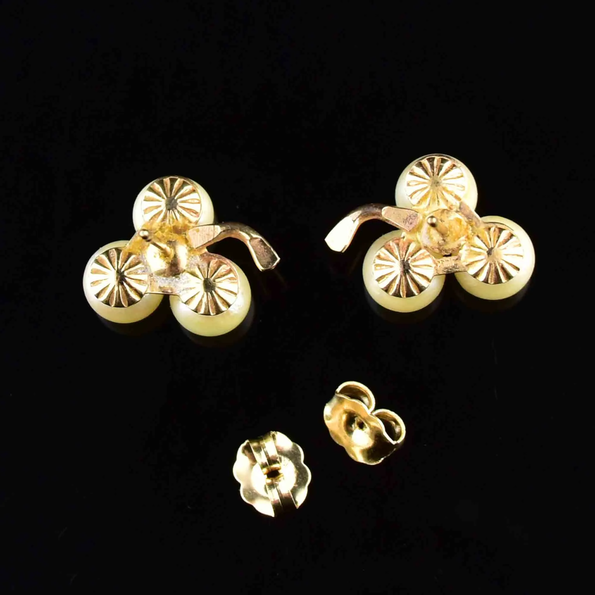 Vintage 14K Gold Pearl Clover Stud Earrings