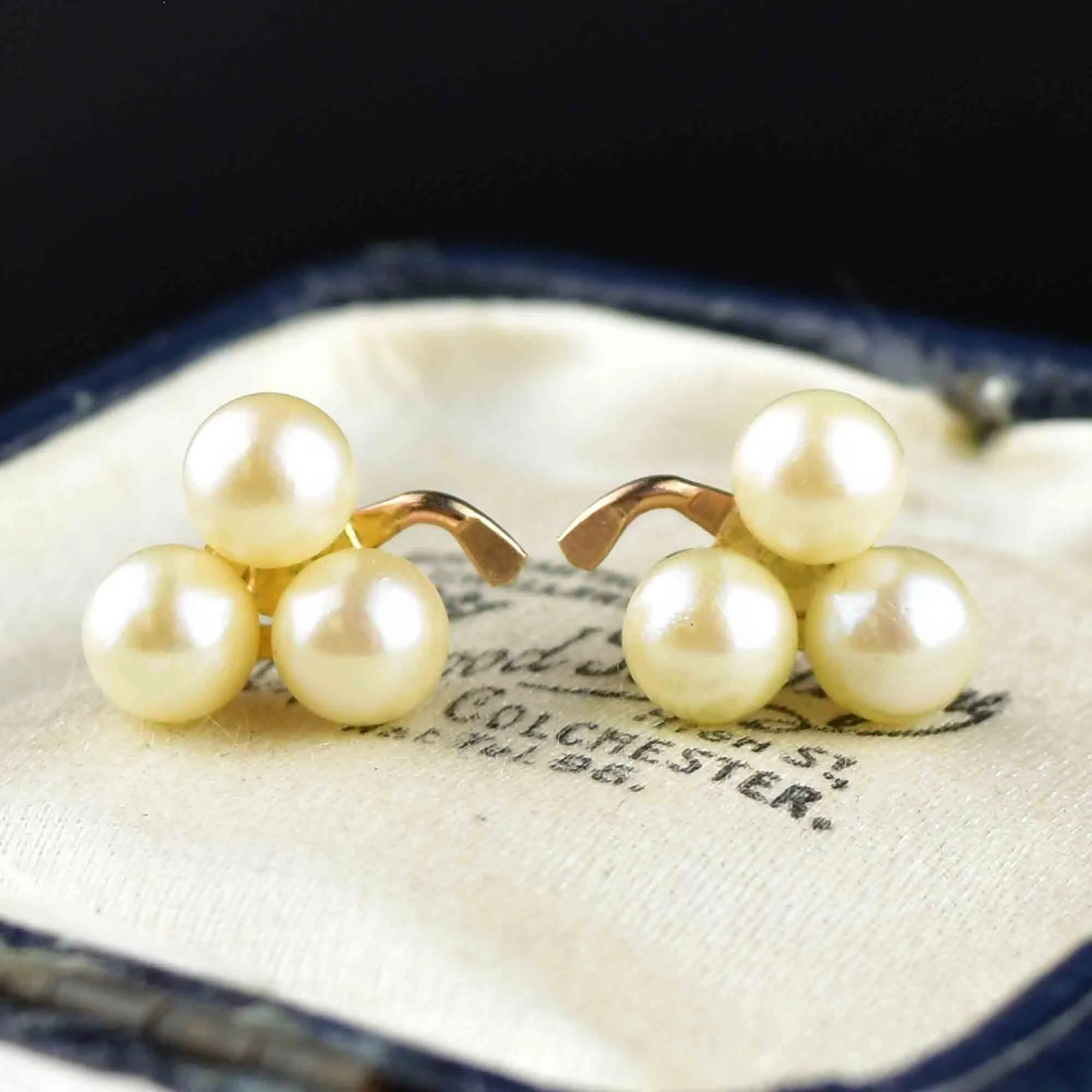 Vintage 14K Gold Pearl Clover Stud Earrings