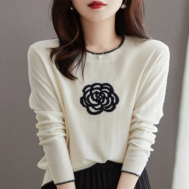 Women Elegant Wool Knitted Sweater